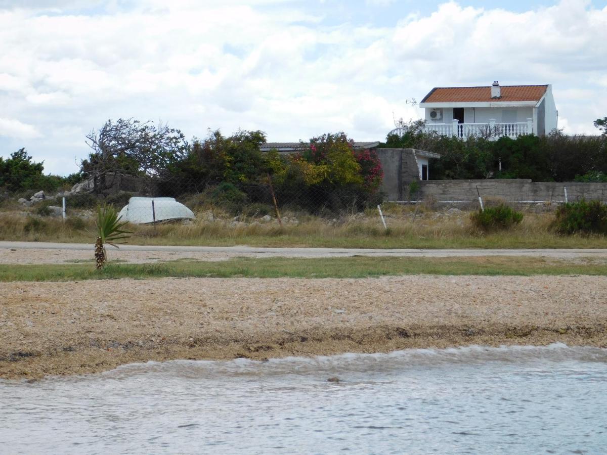 Apartmani Ruza Košljun Buitenkant foto