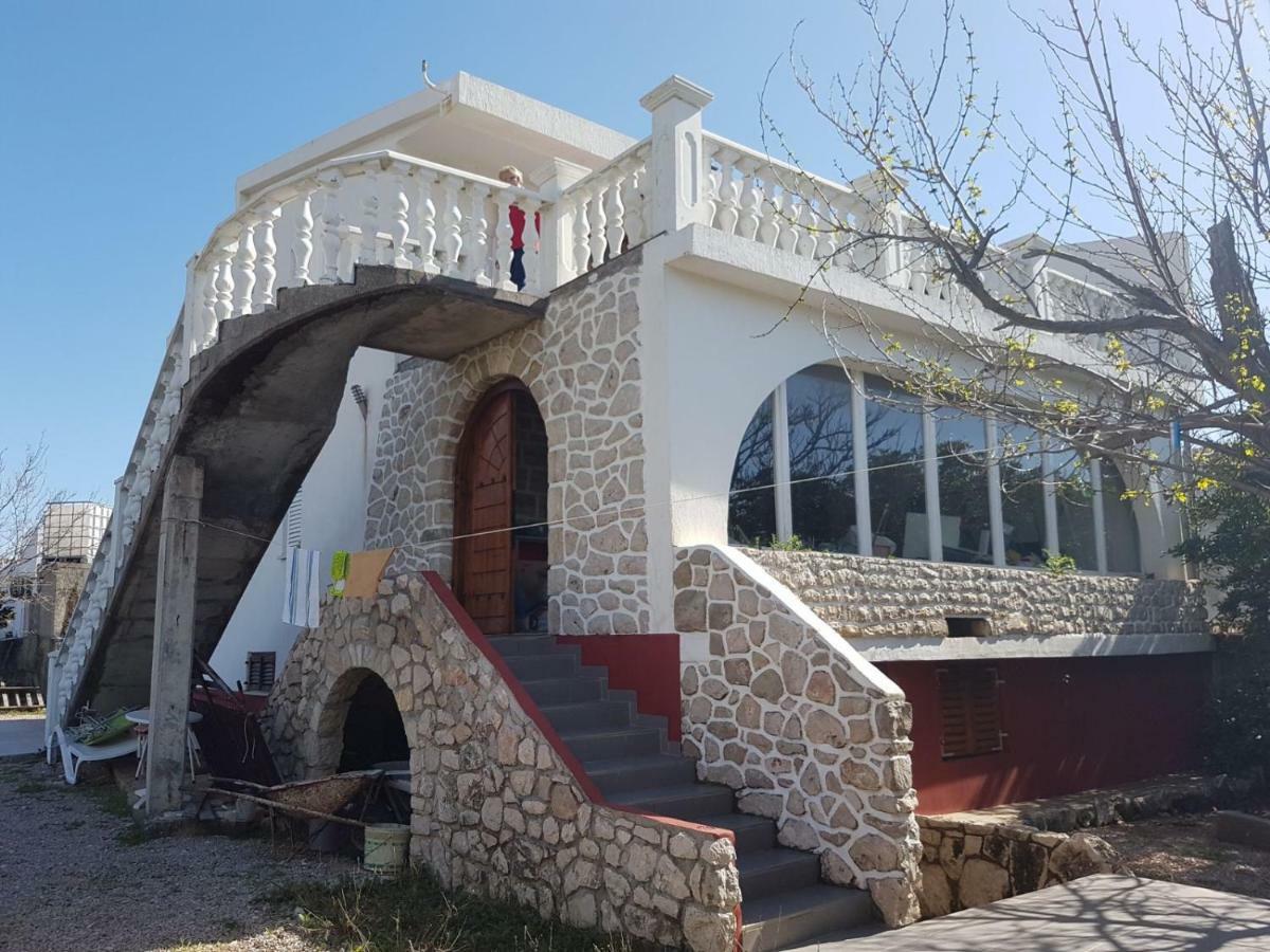 Apartmani Ruza Košljun Buitenkant foto